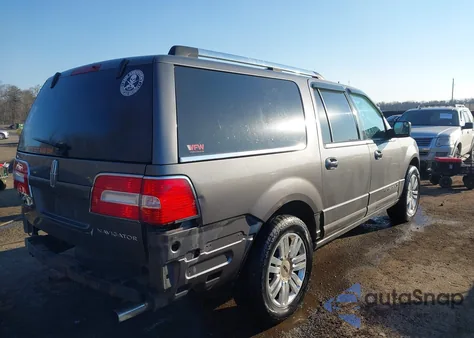 2012 Lincoln Navigator L z USA, uszkodzony, nr VIN 5LMJJ3J57CEL03712